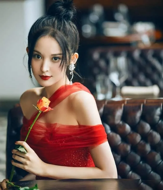 [xong]Cổ Lực Na Trát profile - Nổi lên vì nhan sắc nhưng vẫn lao đao tìm chỗ đứng trong showbiz 31