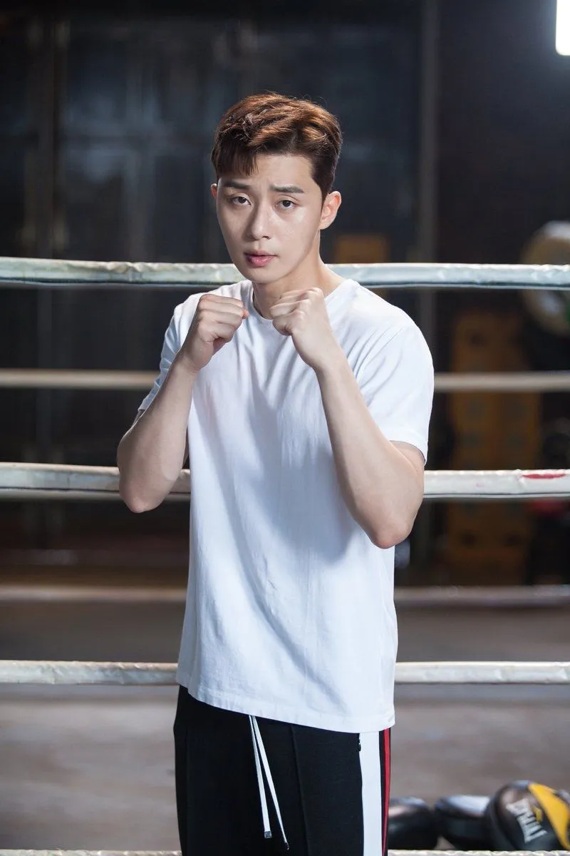 voh-gia-tai-dien-xuat-cua-park-seo-joon-voh.com.vn-anh10