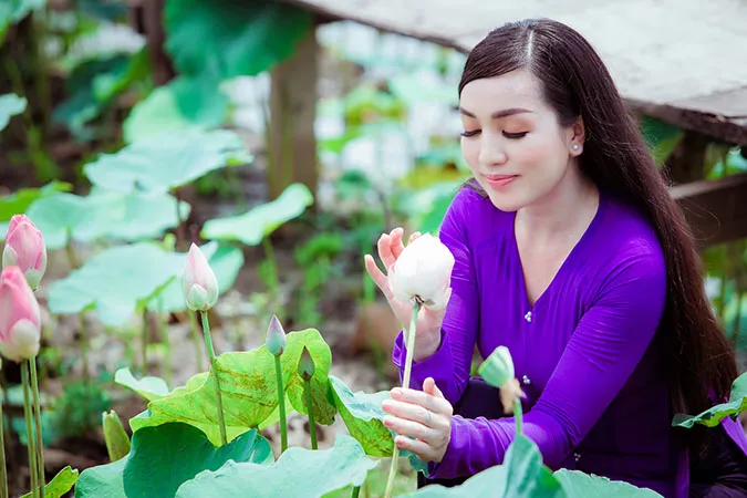 Tiểu sử ca sĩ Hà Vân: Từ cô giáo trên bục giảng đến giọng ca bolero được yêu thích trên sân khấu 2